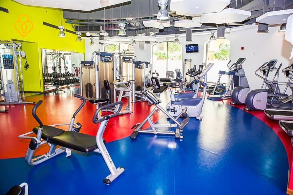 La Buena Vida Holiday Homes - Beach Front Very Spacious, Luxe And Modern 3 Bedroom With Full Kitchen In Jbr , 3 Min To The Jbr Beach Dubai Marina And Tram Station ภายนอก รูปภาพ