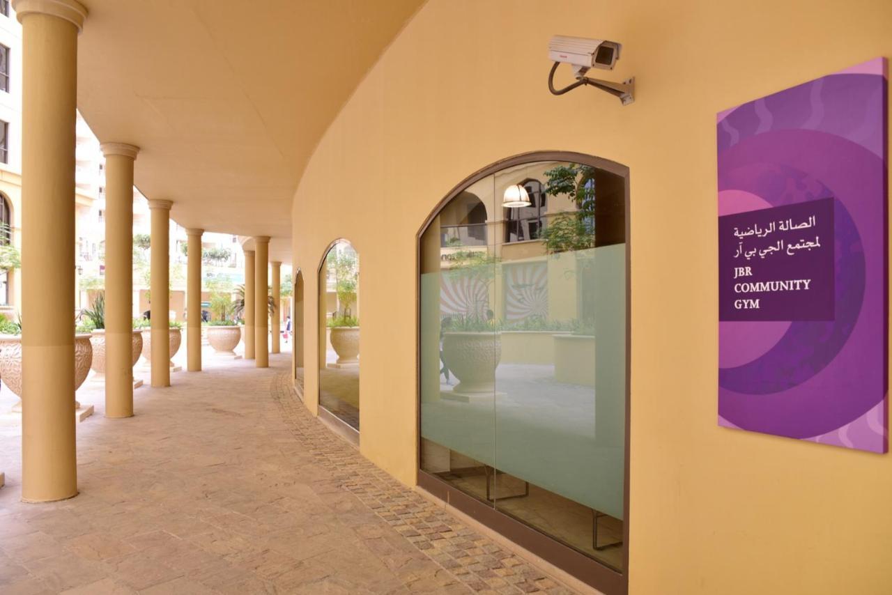 La Buena Vida Holiday Homes - Beach Front Very Spacious, Luxe And Modern 3 Bedroom With Full Kitchen In Jbr , 3 Min To The Jbr Beach Dubai Marina And Tram Station ภายนอก รูปภาพ