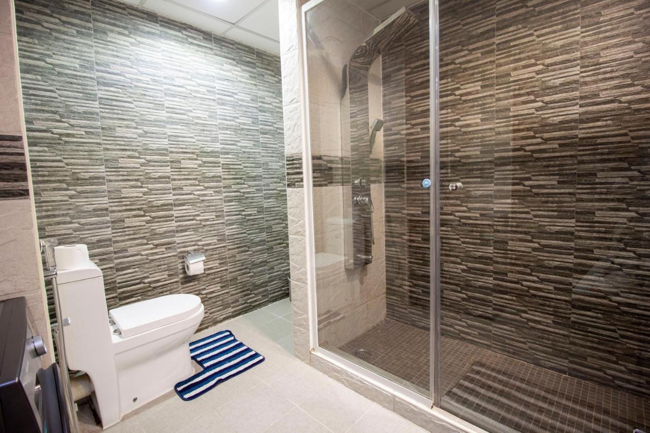 La Buena Vida Holiday Homes - Beach Front Very Spacious, Luxe And Modern 3 Bedroom With Full Kitchen In Jbr , 3 Min To The Jbr Beach Dubai Marina And Tram Station ภายนอก รูปภาพ